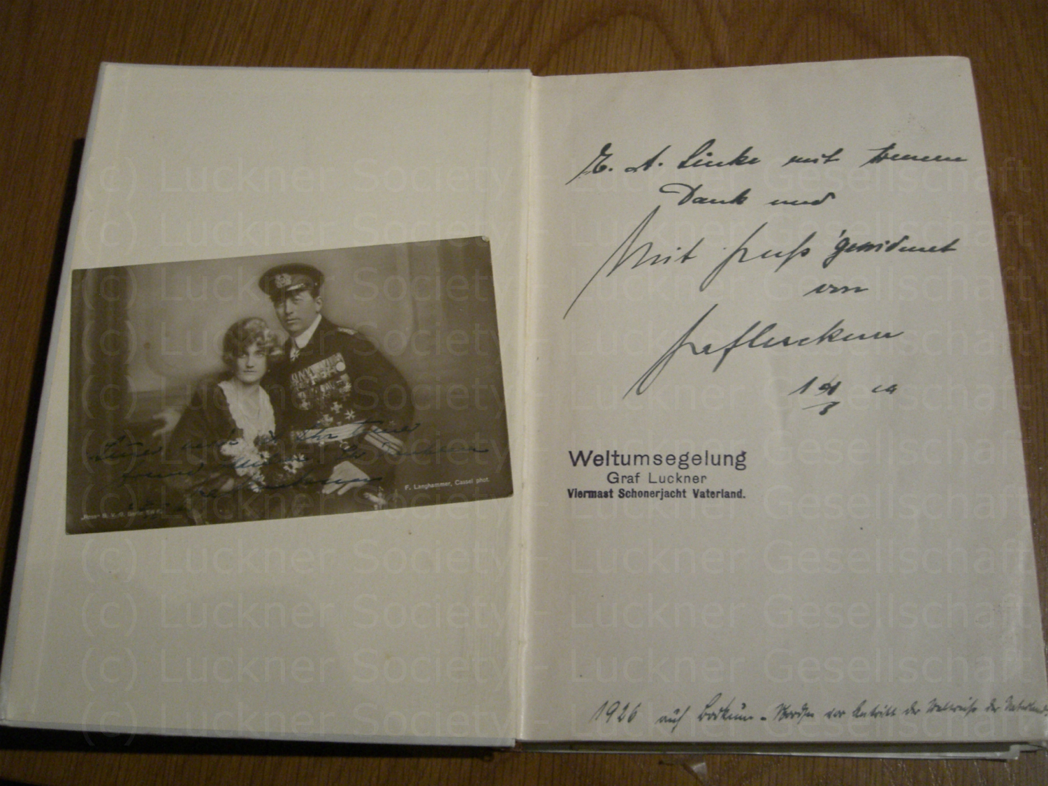 original signiert tolle alte Autogrammkarte Graf Luckner mit Frau